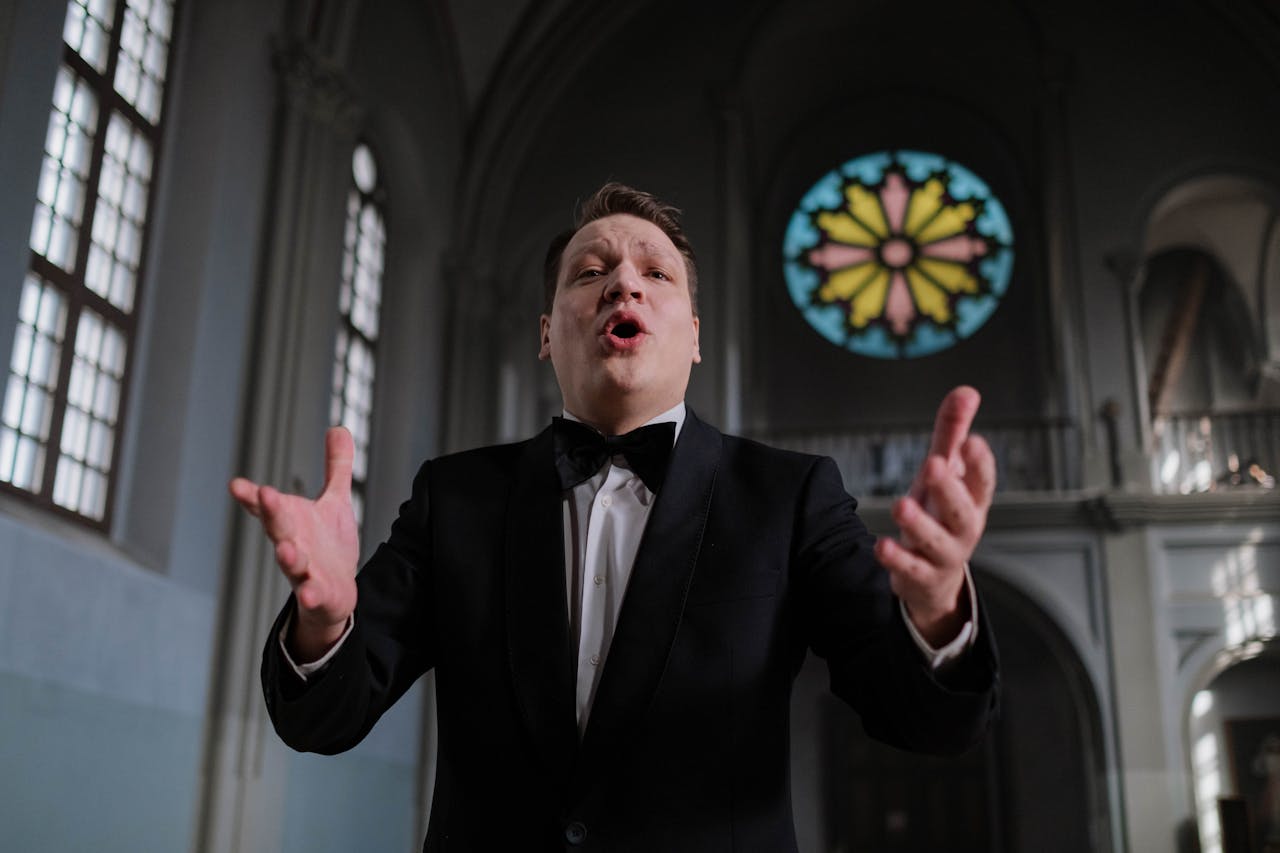 image of opera singer